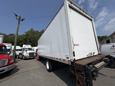 2017 Freightliner M2 106