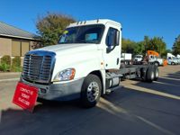 2017 Freightliner CASCADIA 125