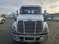 2018 Freightliner CASCADIA 125