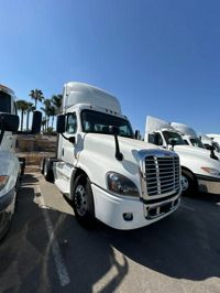 2019 Freightliner CASCADIA 125