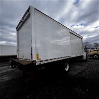 2016 Freightliner M2 106