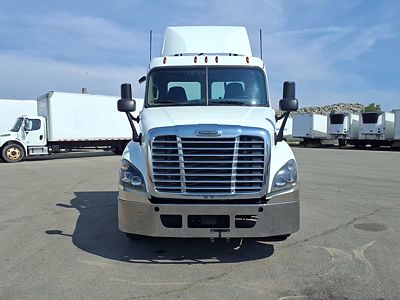 2019 Freightliner CASCADIA 125