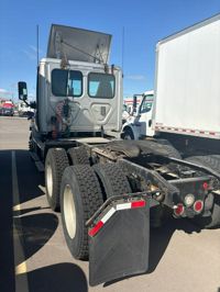 2017 Freightliner CASCADIA 125