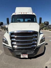 2020 Freightliner NEW CASCADIA 116