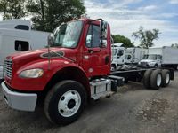 2018 Freightliner M2 106