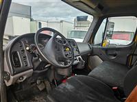 2018 Freightliner M2 106