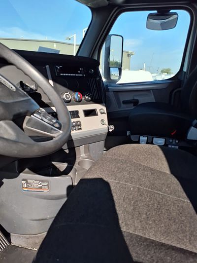 2022 Freightliner NEW CASCADIA PX12664