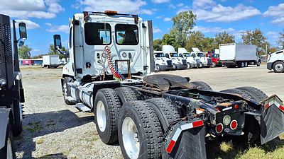 2020 Freightliner CASCADIA 125
