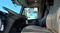 2019 Volvo VNR64T-640