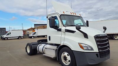 2020 Freightliner NEW CASCADIA 116