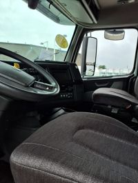 2020 Volvo VNR64T-640