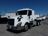 2017 Volvo VNL64T