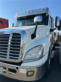 2014 Freightliner CASCADIA PX12564ST