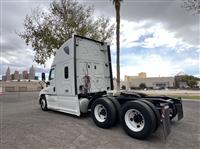 2018 Freightliner CASCADIA 125