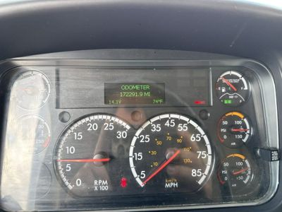 2020 Freightliner M2 106