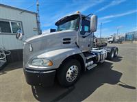 2017 Mack CXU600