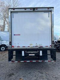 2018 Freightliner M2 106