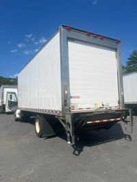 2019 Freightliner M2 106
