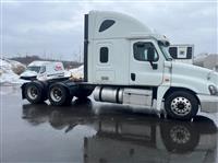 2019 Freightliner CASCADIA 125