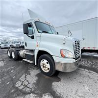 2018 Freightliner CASCADIA 125