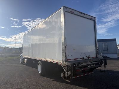 2020 Freightliner M2 106
