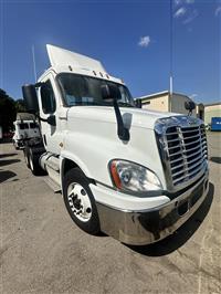 2019 Freightliner CASCADIA 125