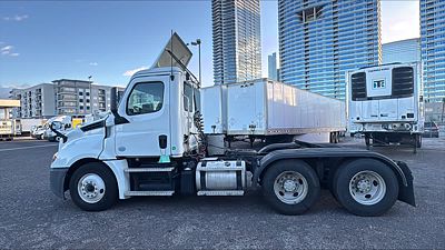 2020 Freightliner NEW CASCADIA PX12664