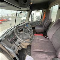 2017 Freightliner CASCADIA 125