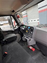 2018 Freightliner M2 106