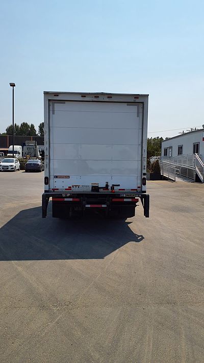 2019 Isuzu NPR HD