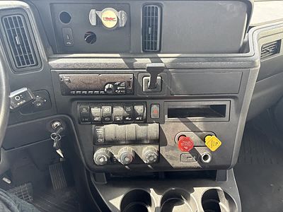 2019 International LT625
