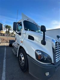 2018 Freightliner CASCADIA 113