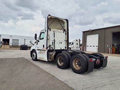 2022 Freightliner NEW CASCADIA PX12664