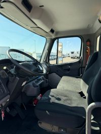 2018 Freightliner M2 106