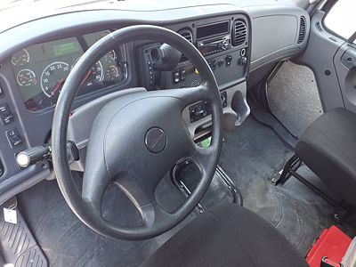 2020 Freightliner M2 106