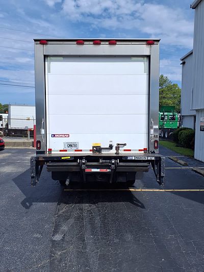 2019 Isuzu NPR