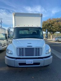2019 Freightliner M2 106