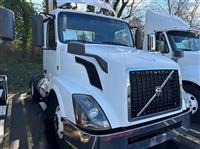 2016 Volvo VNL42T