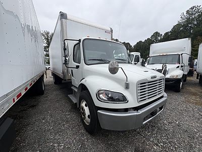 2022 Freightliner M2 106