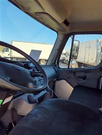 2018 Freightliner M2 106