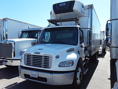 2016 Freightliner M2 106