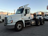 2019 Freightliner CASCADIA 125