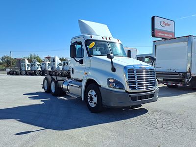 2020 Freightliner CASCADIA 125