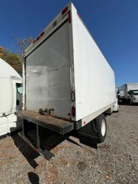 2015 Freightliner M2 106