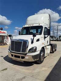 2018 Freightliner CASCADIA 113