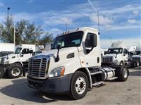 2016 Freightliner CASCADIA 113