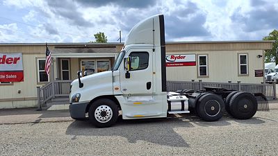 2020 Freightliner CASCADIA 125