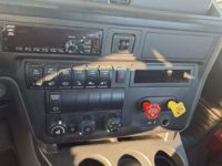 2019 International LT625