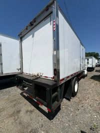 2018 Freightliner M2 106