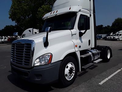 2020 Freightliner CASCADIA 125